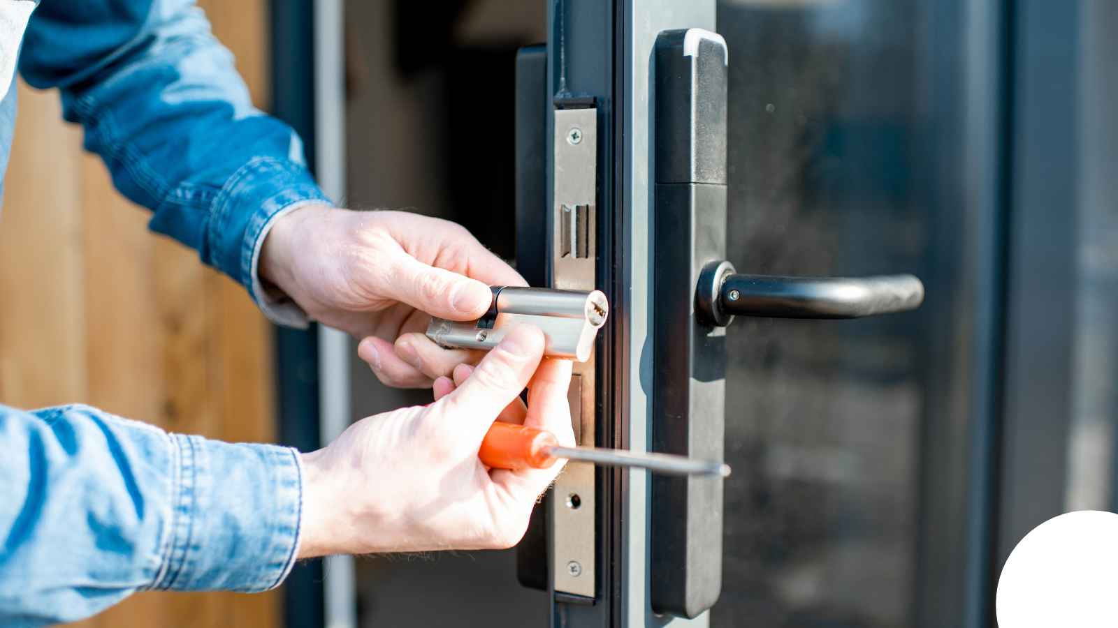 Locksmith in Tempe, AZ — Ignition Repair Santa Margarita